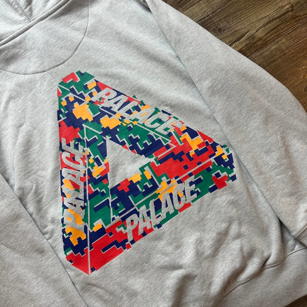 Palace Tri-Chrome Hoodie (M)