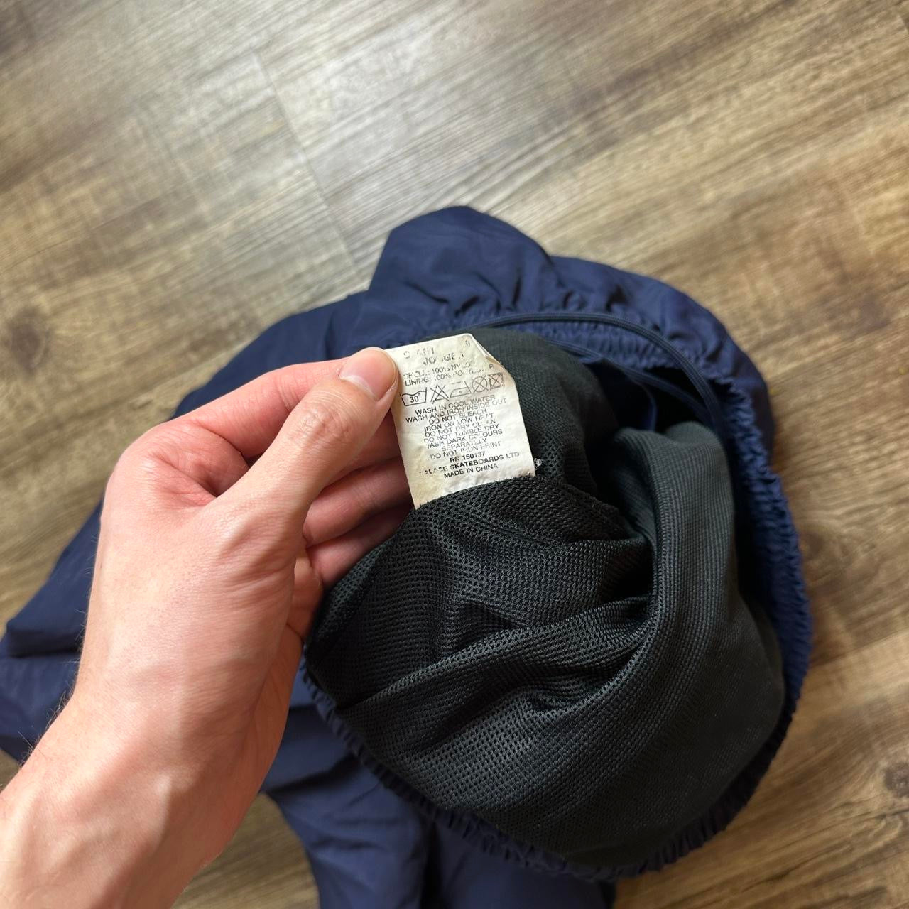 Palace Shell Pants (M)