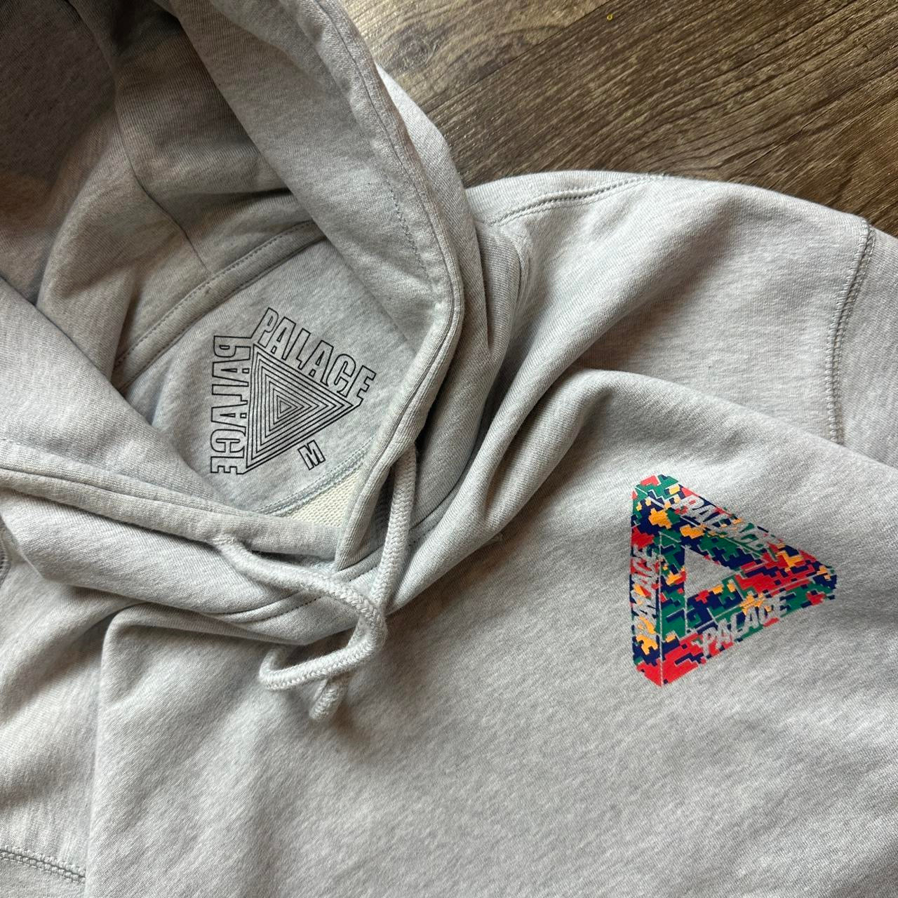 Palace Tri-Chrome Hoodie (M)